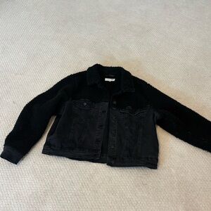 Chic Black Denim & Sherpa Jacket